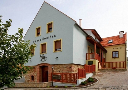 Hotel a restaurace Koníček
