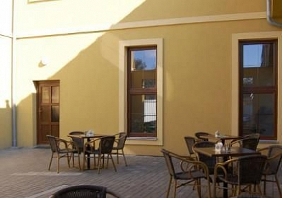 Restaurace U Kostela